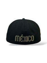 Load image into Gallery viewer, [MEXICO DE ORO V.3] 59Fifty Mexico &quot;El Guerrero&quot; Black Suede Visor - Storm Grey Suede UV
