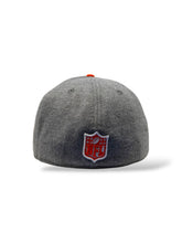 Load image into Gallery viewer, 59Fifty New Era Chicago Bears &quot;Fleece&quot; 2T Grey/Orange - Green UV
