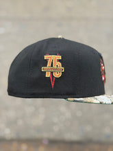 Load image into Gallery viewer, [RTE BLACKHAWKS] 59Fifty Chicago by Blackhawks 75th Anniversary 2T Black/Real Tree Edge - Green UV
