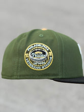 Load image into Gallery viewer, [PARRIS ISLAND PHILLIES] 59Fifty Philadelphia Phillies Veterans Stadium 2T Rifle Green/Black - Brown UV
