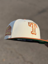 Load image into Gallery viewer, [FALL PACK 2.0] 59Fifty Texas Rangers Inaugural Season 2T Chrome/Rust - Green UV
