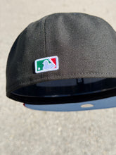 Load image into Gallery viewer, [EL REY DEL JARIPEO] 59Fifty Chicago Cubs 2T Black/Cardinal Red - Sky Blue UV
