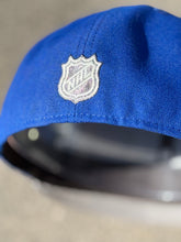Load image into Gallery viewer, [CARA BLANCA BLACKHAWKS] 59Fifty Chicago Blackhawks 75TH Anniversary 2T Royal/Graphite - Grey UV
