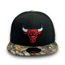 Load image into Gallery viewer, 59Fifty NBA Chicago Bulls 2-Tone Black/Real Tree Edge - Grey UV
