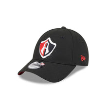 Load image into Gallery viewer, Liga MX 9Forty Snapback Spray Paint Atlas F.C. Black - Red UV

