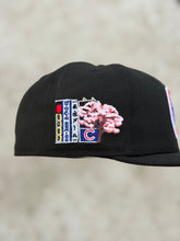 Load image into Gallery viewer, [CHERRY BLOSSOM] 59Fifty Chicago Cubs 2025 Tokyo Series Black - Grey UV
