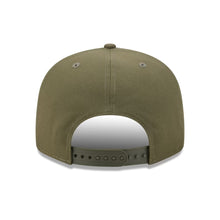 Load image into Gallery viewer, 9Fifty New Era Snapback Chicago Bears Color Pack Olive - Grey UV
