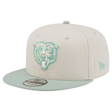 Load image into Gallery viewer, 9Fifty New Era Snapback Chicago Bears 2-Tone Stone/Light Green - Grey UV

