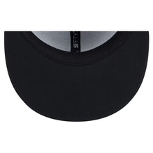 Load image into Gallery viewer, 59Fifty New Era 2026 Salute to Service Chicago Bears Fitted Hat Black - Black UV
