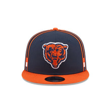 Load image into Gallery viewer, 9Fifty New Era Snapback Chicago Bears Soutache  Navy/Orange - Green UV
