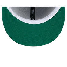 Load image into Gallery viewer, 59Fifty Atlanta Braves Navy 2025 Hall of Fame Fitted Hat - Green UV
