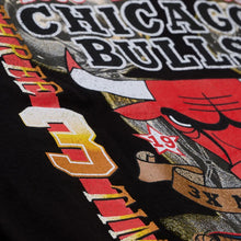 Load image into Gallery viewer, Men's Mitchell &amp; Ness Chicago Bulls Chasing Victory Heritage T-Shirt - Black
