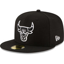 Load image into Gallery viewer, 59Fifty Chicago Bulls Basic Black/White - Grey UV
