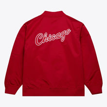 Load image into Gallery viewer, Mitchell &amp; Ness Men&#39;s Chicago Bulls Lightweight Satin Vintage Logo Full Zip Bomber Jacket
