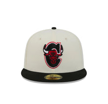 Load image into Gallery viewer, 59Fifty New Era Chicago Bulls Deceptor Logo 2-Tone Chrome/Black - Gray UV

