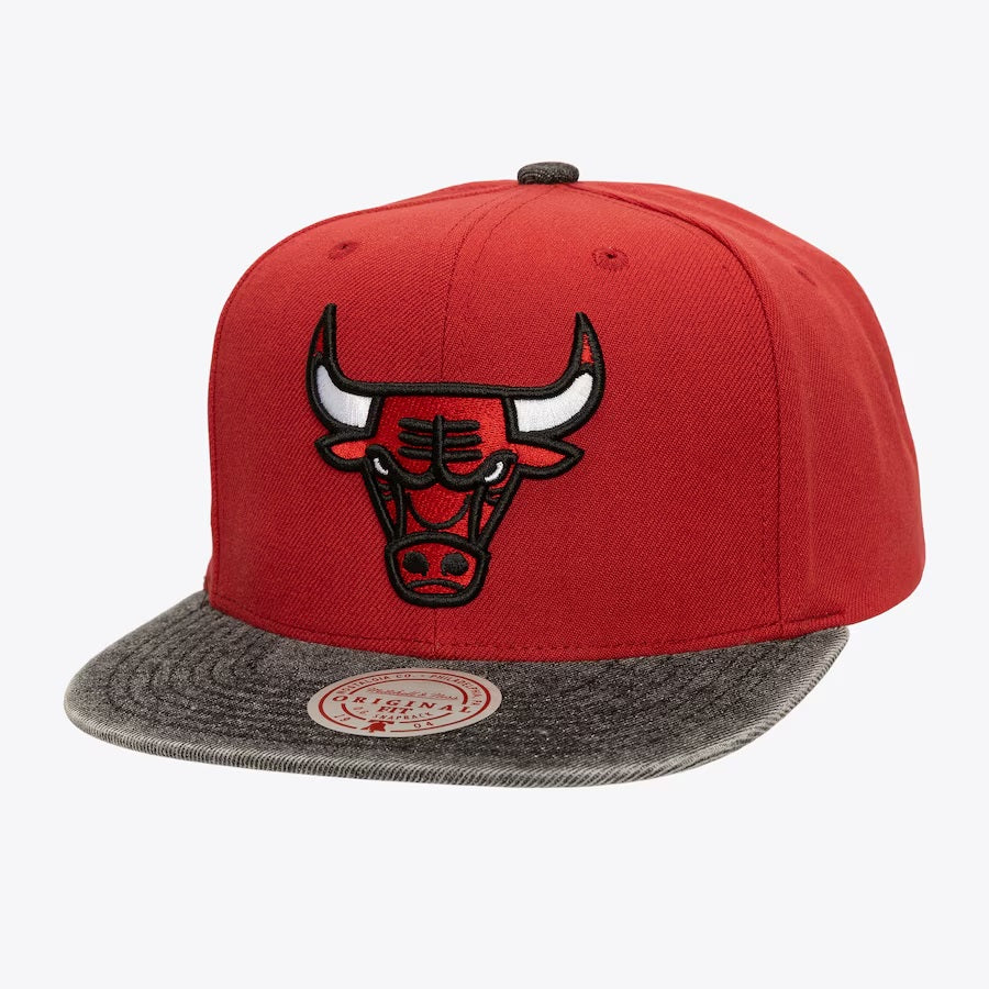 Mitchell & Ness Original Fit Chicago Bulls Denim Patchwork Snapback Hat - Gray UV
