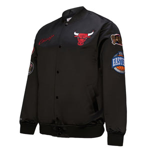 Mitchell & Ness Men's Chicago Bulls Hardwood Classics Blackout Collection Satin Full Snap