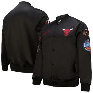 Mitchell & Ness Men's Chicago Bulls Hardwood Classics Blackout Collection Satin Full Snap