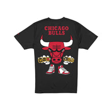 Load image into Gallery viewer, Men's New Era Chicago Bulls Ring Knuckles Graphic T-Shirt - Black
