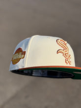 Load image into Gallery viewer, [FALL PACK 2.0] 59Fifty Chicago White Sox 2T Chrome/Rust - Green UV
