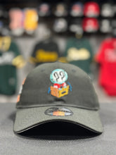 Load image into Gallery viewer, Burdeens x @Clue.Chicago [OUT THE CONCRETE] 9Twenty Black - Grey UV
