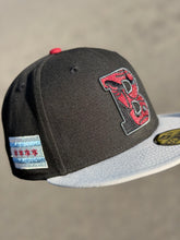 Load image into Gallery viewer, [IRIS CITY BULLS] 59Fifty Chicago Bulls 2T Black/Stone - Grey UV
