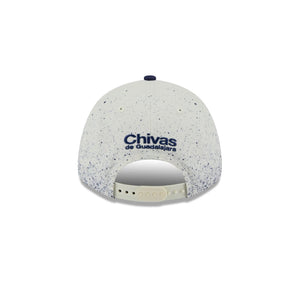 Liga MX 9Forty Adjustable Snapback Chivas De Guadalajara Splatter 2T White/Navy - Navy UV