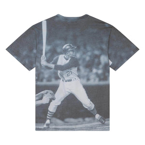 Mitchell & Ness Roberto Clemente Graphic T-Shirt - Gray