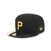 Load image into Gallery viewer, 9Fifty Snapback Pittsburgh Pirates Roberto Clemente Black/White - Gray UV
