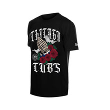 Load image into Gallery viewer, Men's New Era Chicago Cubs Gothic Bloom Graphic T-Shirt - Black
