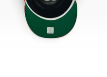 Load image into Gallery viewer, [DA BEARS] 59Fifty Chicago Bears Super Fan White/Navy - Green UV

