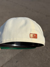 Load image into Gallery viewer, [FALL PACK 2.0] 59Fifty Chicago Cubs Be Fall 'Leaves' 2T Chrome/Rust - Green UV
