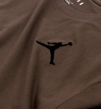 Load image into Gallery viewer, Men&#39;s Jordan Air Jumpman Short Sleeve T-Shirt - Brown [DC7485-274]
