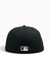 Load image into Gallery viewer, 59Fifty New Era Rhinestone Atlanta Braves Black - Grey UV
