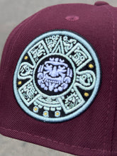 Load image into Gallery viewer, 59FIFTY MEXICO [QUERIDO] WBC AZTEC CALENDAR MAROON - GREY UV
