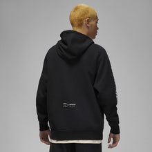 Load image into Gallery viewer, Men&#39;s Jordan 23 Engineered Fleece Pullover - Black

