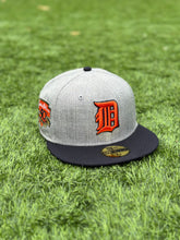 Load image into Gallery viewer, 59Fifty Detroit Tigers 2006 A.L. &quot;ROTY&quot; Jackie Robinson Award 2-Tone Heather Grey/Navy - Grey UV
