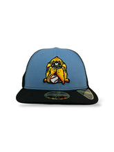Load image into Gallery viewer, [HOUNDS DOG FACE] 59Fifty Low Profile New Era Hounds Fitted Hat Sky Blue/Black - Grey UV
