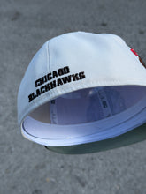 Load image into Gallery viewer, [EL AZTECA BLACKHAWKS] 59Fifty Chicago Blackhawks 2T Stone/Burnt Wood - Everest Green UV
