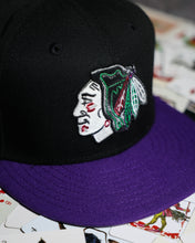 Load image into Gallery viewer, [SMILE BLACKHAWKS] 59Fifty Chicago Blackhawks Chicago Stadium Black/Purple - Green UV
