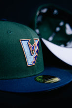 Load image into Gallery viewer, 59Fifty Arizona Diamondbacks 2001 World Series 2-Tone Green/Navy - Gray UV
