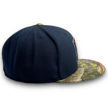 Load image into Gallery viewer, 59Fifty NFL Chicago Bears 2-Tone Navy/Real Tree Edge - Grey UV
