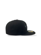 Load image into Gallery viewer, 59Fifty New Era Chicago Bulls &quot;Tri-Hit&quot; Black OTC Fitted Hat - Gray UV
