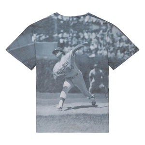 Mitchell & Ness Fernando Valenzuela Graphic T-Shirt - Gray