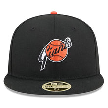 Load image into Gallery viewer, 59Fifty San Francisco Giants Black 2025 Hall of Fame Fitted Hat - Green UV
