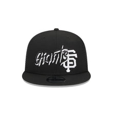 Load image into Gallery viewer, 9Fifty San Francisco Giants Trucker Snapback by New Era Black - Black UV
