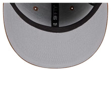 Load image into Gallery viewer, 59Fifty San Francisco Giants New Era Logo Scribble Fitted Hat - Gray UV
