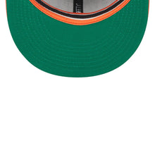 Load image into Gallery viewer, 59Fifty San Francisco Giants Retro Jersey Script Black/Orange - Green UV
