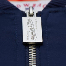 Load image into Gallery viewer, Mitchell &amp; Ness Men's Vintage Chicago Bears Throw it Back Heavyweight Satin Jacket - Navy
