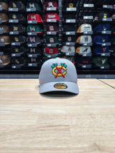 Load image into Gallery viewer, 59Fifty NHL Chicago Blackhawks 2015 Stanley Cup Champions Grey Canvas - Green UV
